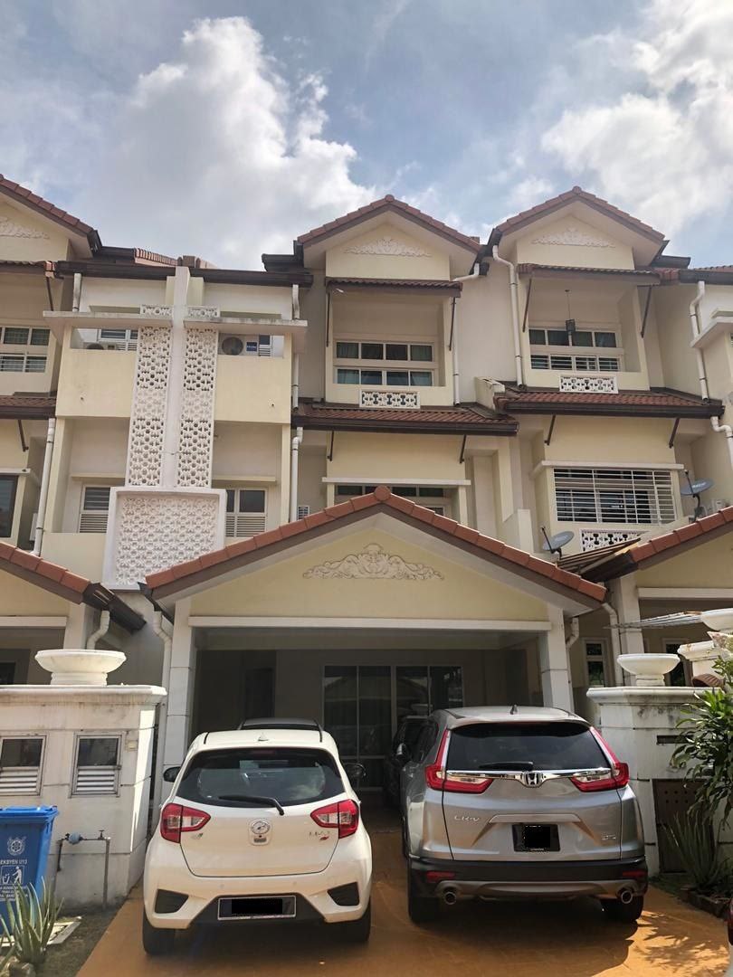 Non Bumi Lot 3 Sty Superlink House Type Anjung Sri