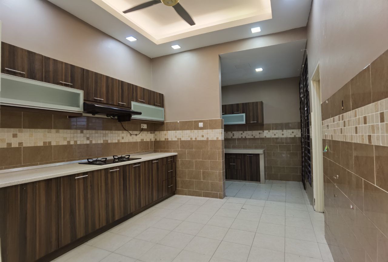 FREEHOLD NON BUMI 2 storey semi D corner ilmiah 2 - photo 3
