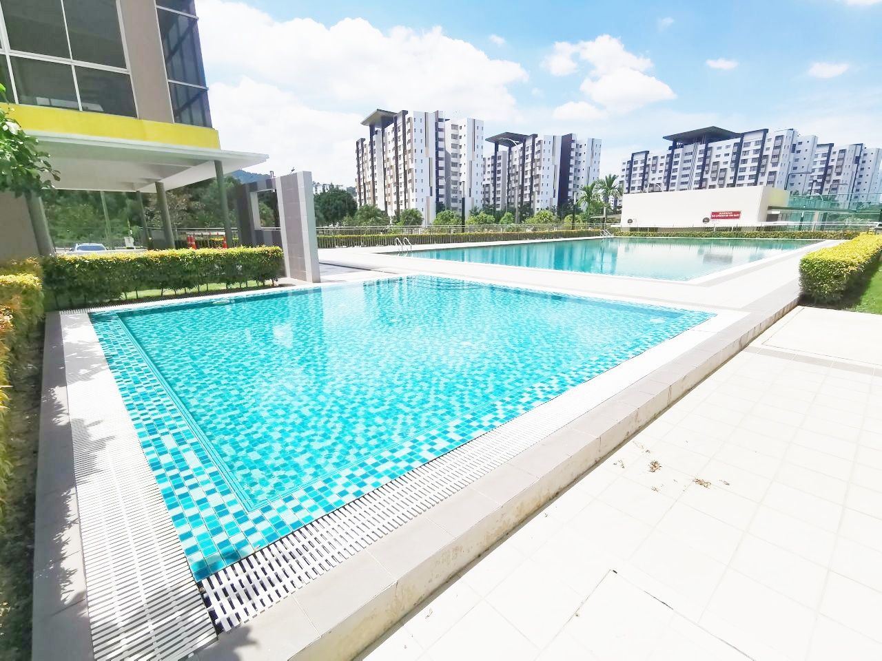 Freehold Lvl 6 Corner Unit SERI PINANG Apartment - photo 2