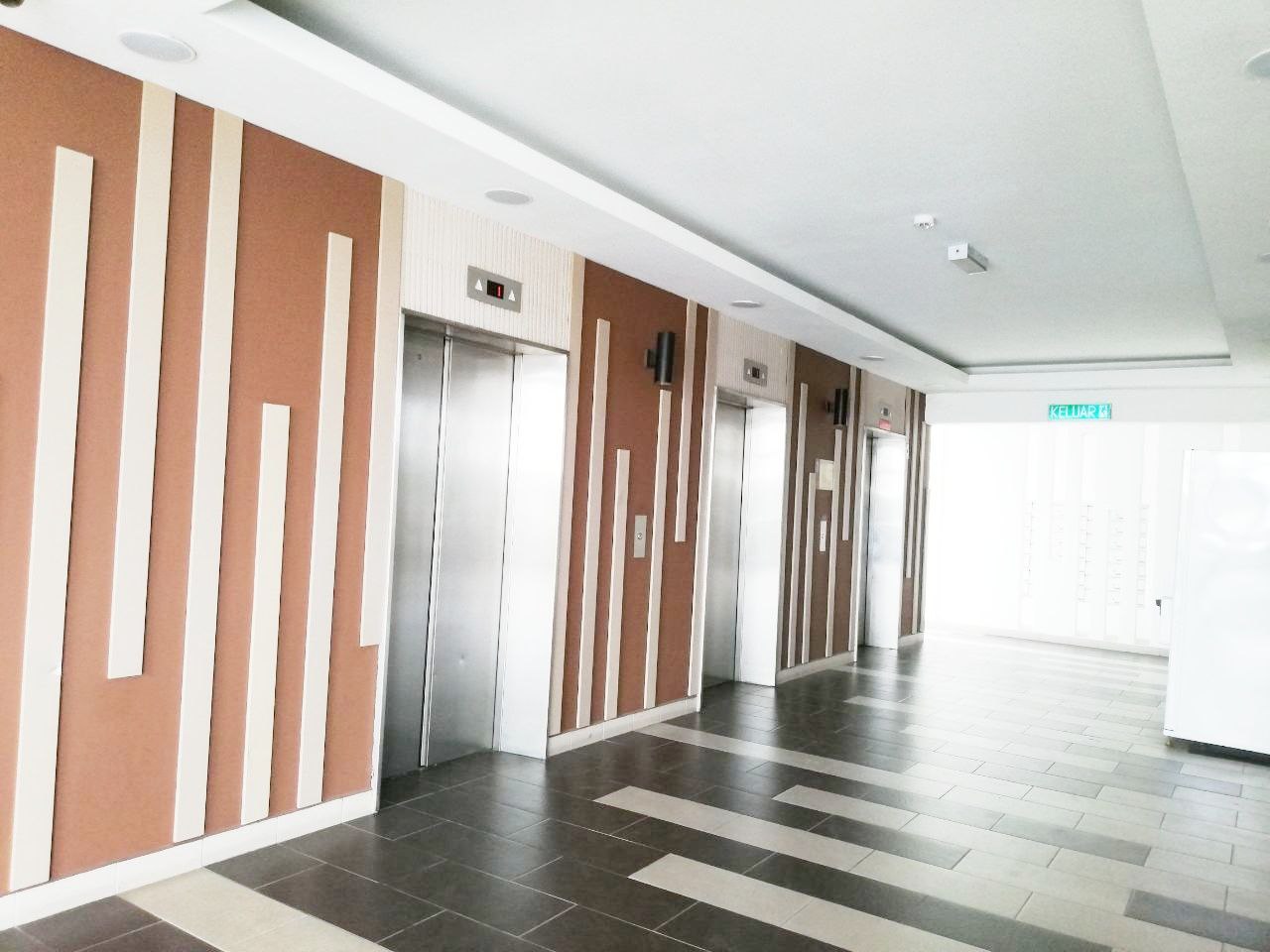 Freehold Lvl 6 Corner Unit SERI PINANG Apartment - photo 3