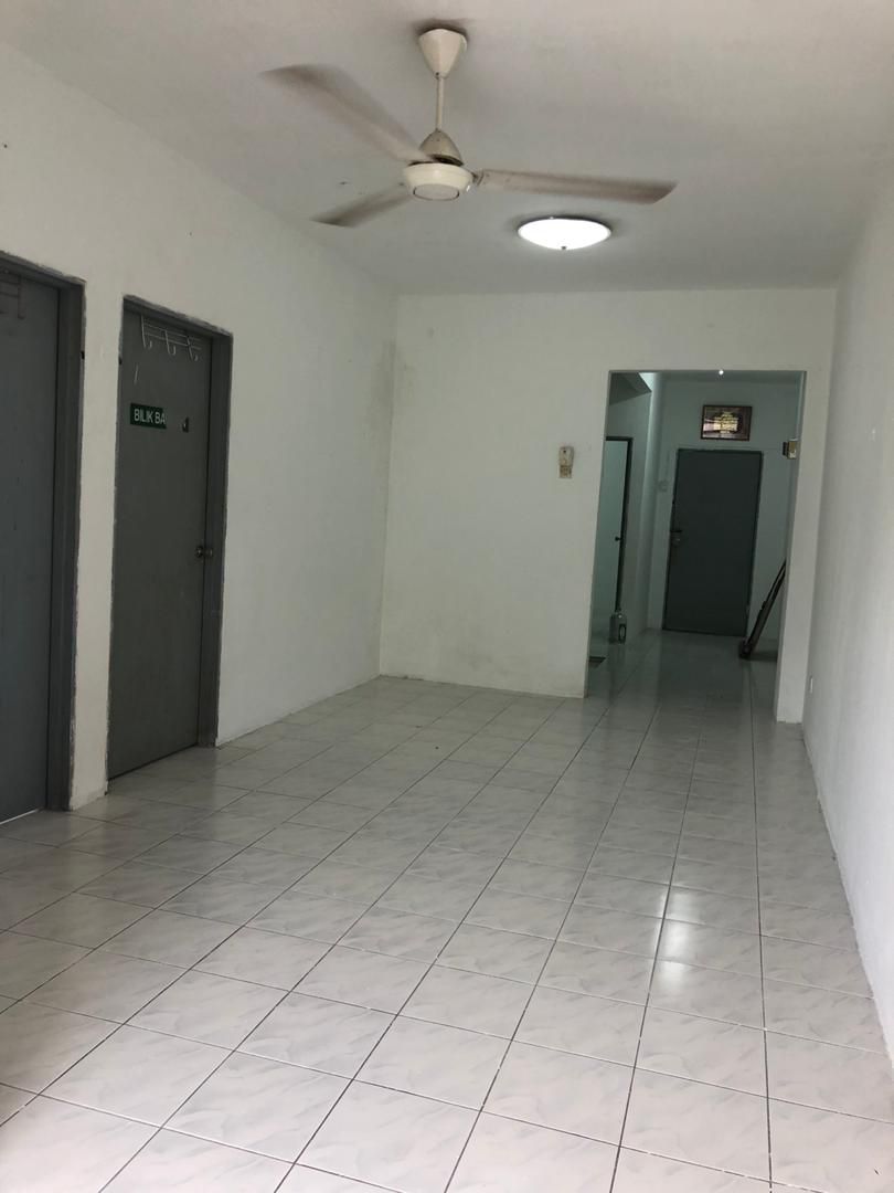 Block C Lvl 2 Golden Villa Apartment Tmn Sejahtera - photo 8
