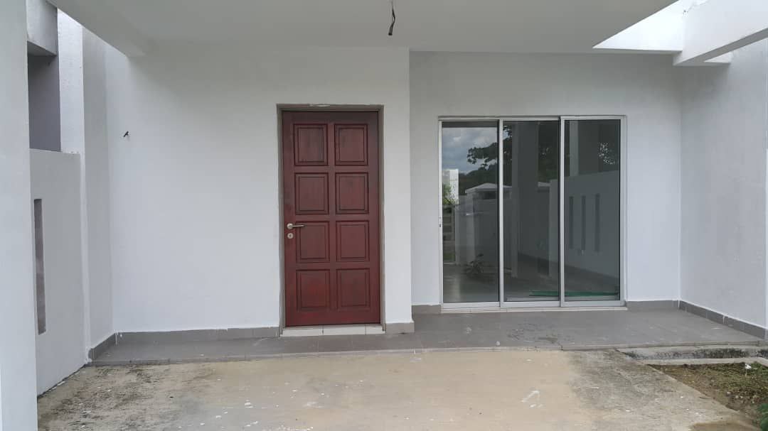 Non bumi lot Double Storey House Intermediate Aman - photo 2