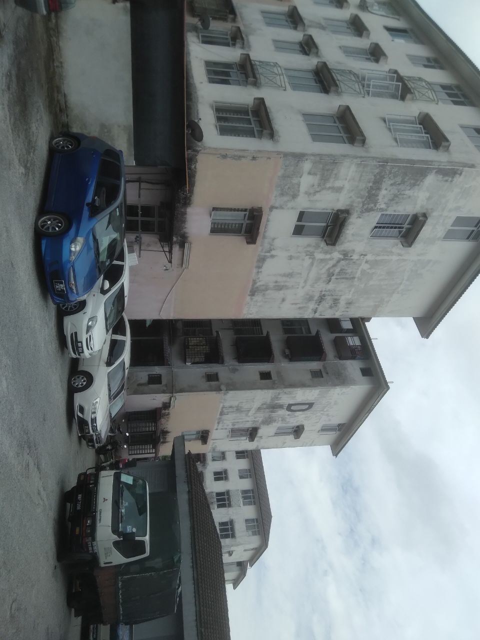 Leasehold SIANTAN APARTMENT  650sqft PUTRA PERDANA - photo 3
