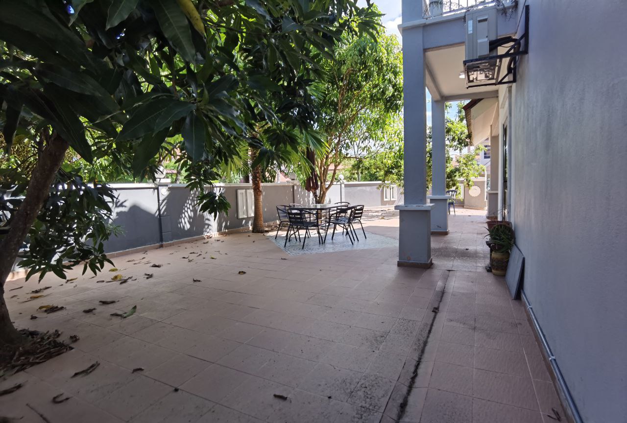 Double Sty Corner Lot FULLY FURNISH Bandar Enstek - photo 4