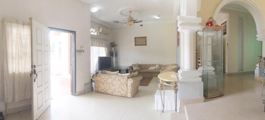 Leasehold 3 Storey Superlink House 1690 sqft - photo 2