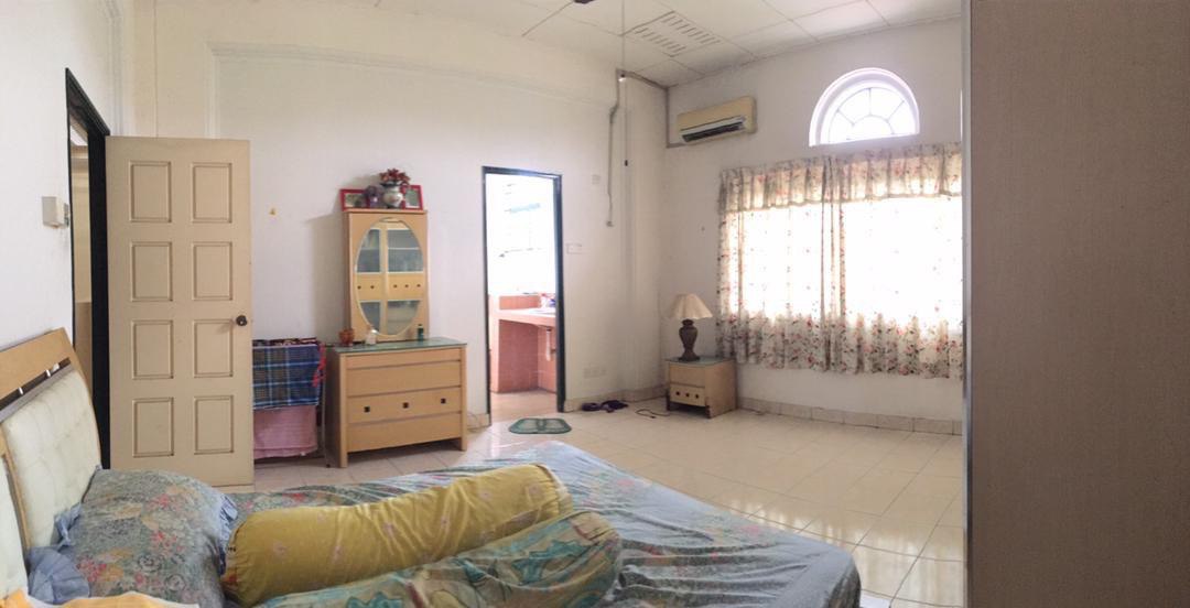 Leasehold 3 Storey Superlink House 1690 sqft - photo 4