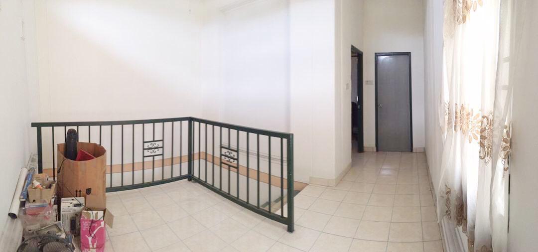 Leasehold 3 Storey Superlink House 1690 sqft - photo 9