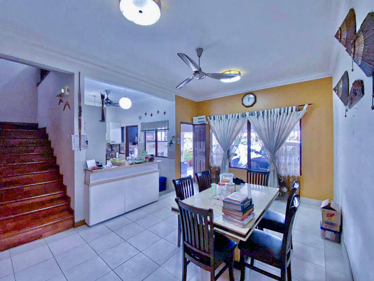 Freehold Non Bumi Lot 2 Sty House Sri Damai Bukit - photo 4