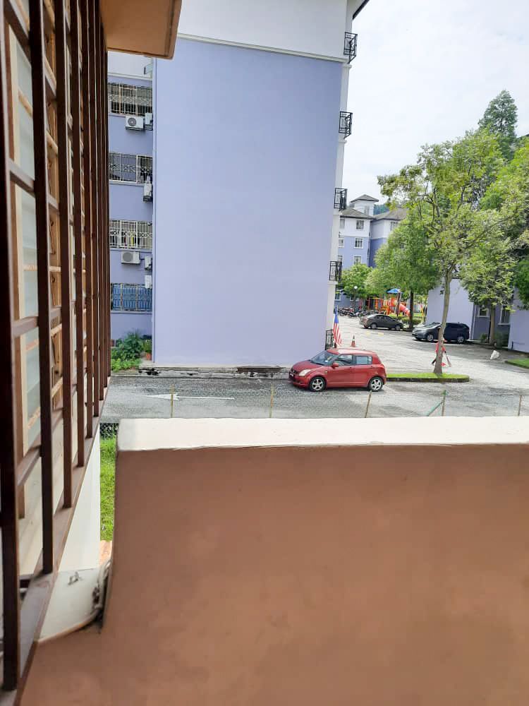 Freehold CORNER UNIT Sri Jati Apartment 650 sqft - photo 3