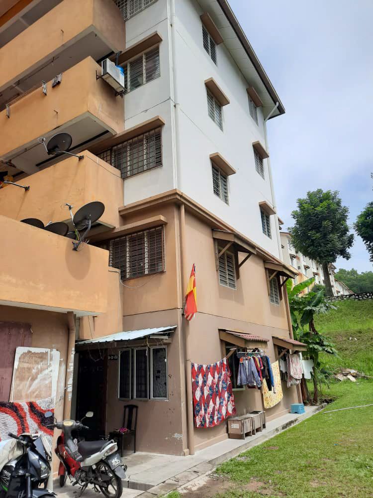 Freehold CORNER UNIT Sri Jati Apartment 650 sqft - photo 4