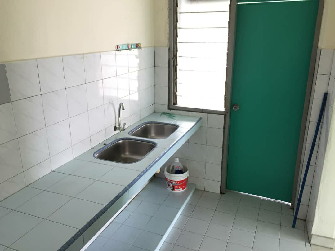 LVL 3 Leasehold  Palm Ville Apartment 1050 sqft - photo 5