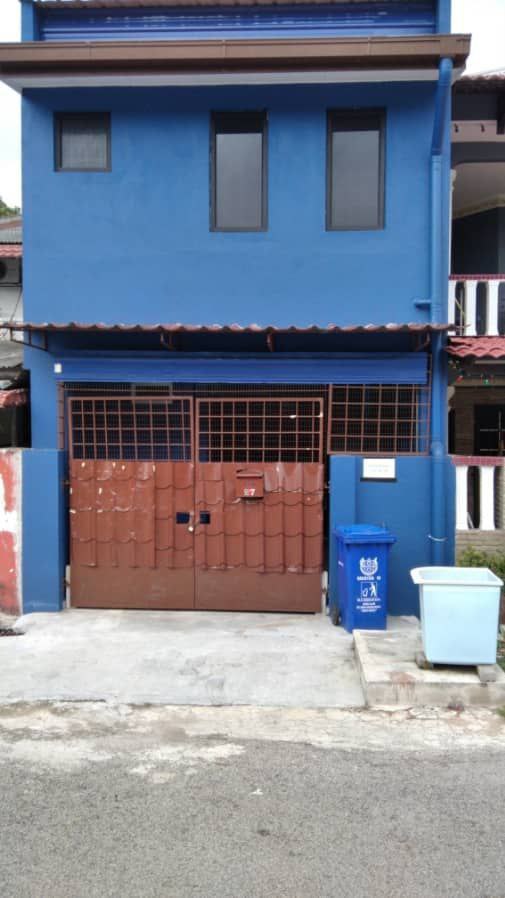 Leasehold Non Bumi Lot DOUBLE STOREY  S19