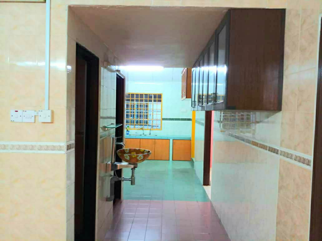 1 STY TERRACE FULLY RENOVATED TMN SRI SEGAMBUT KL - photo 6
