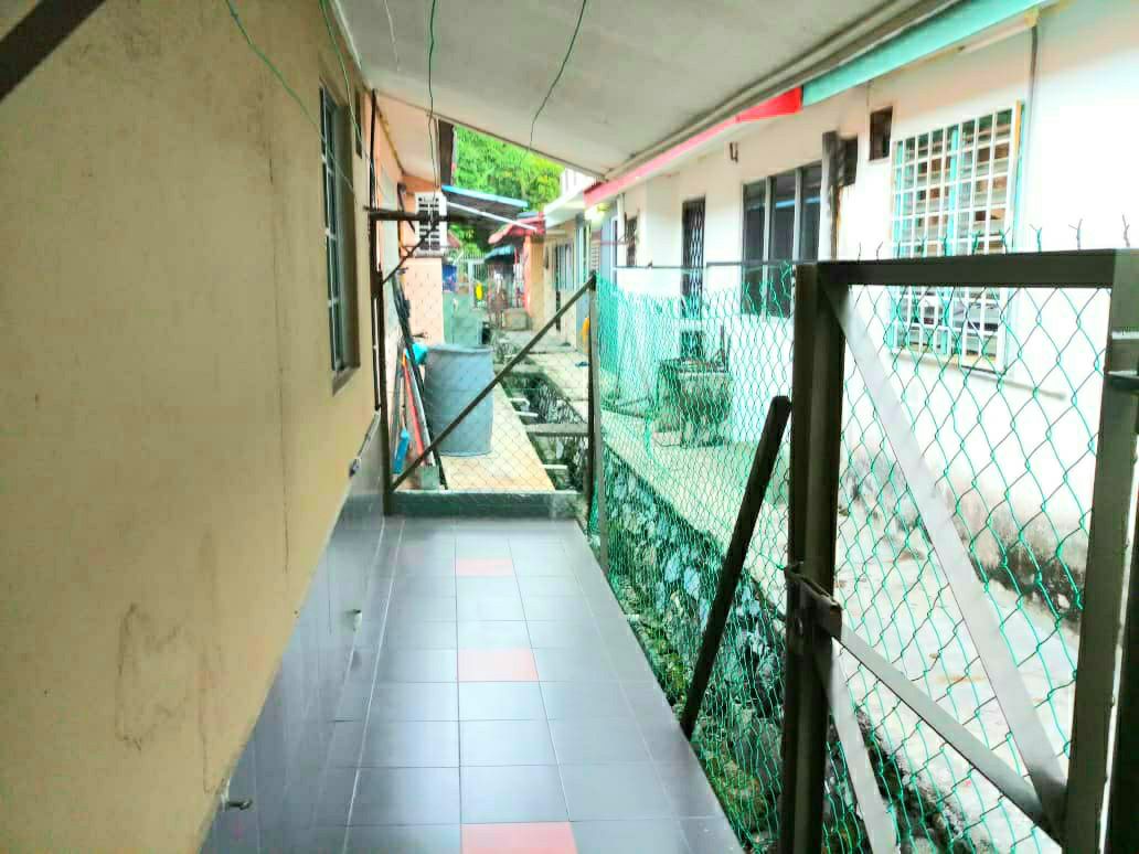 1 STY TERRACE FULLY RENOVATED TMN SRI SEGAMBUT KL - photo 9