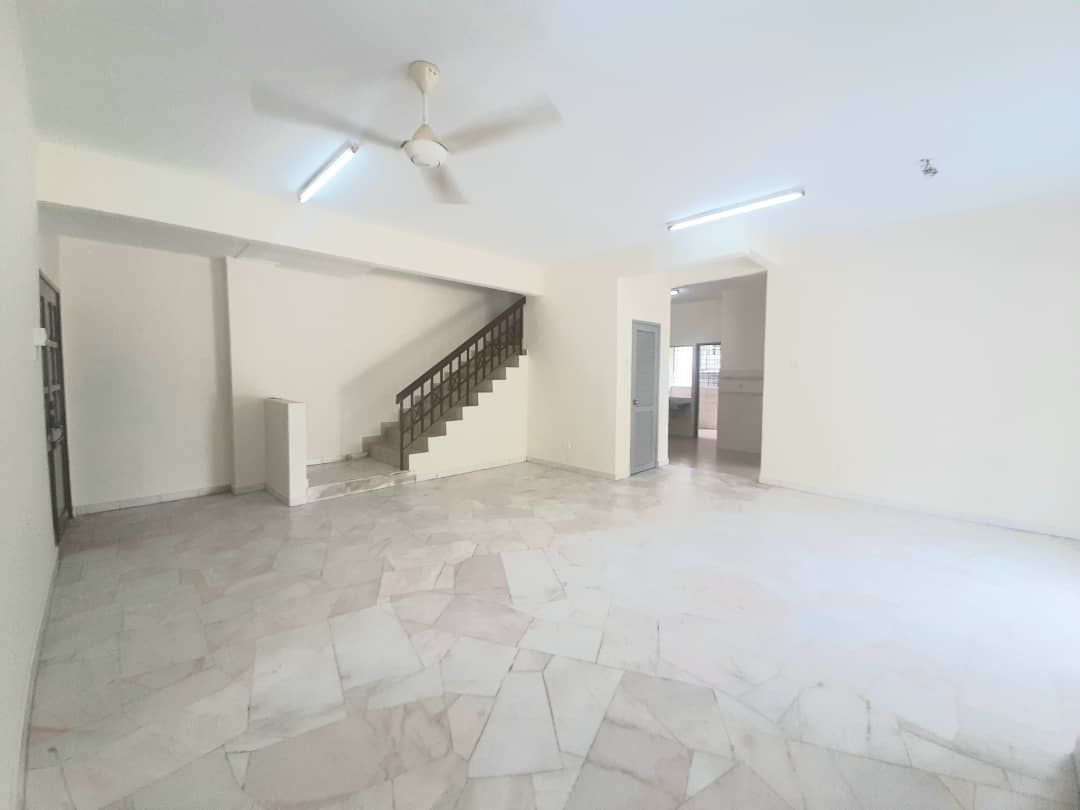 DOUBLE STOREY CORNER LOT JALAN PINGGIRAN USJ 1 19 - photo 11
