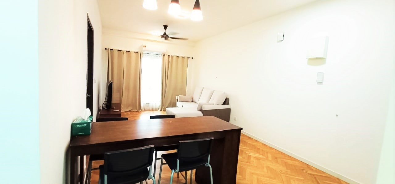 Studio Fully Furnished EMIRA RESIDENCE SERVICE - photo 5