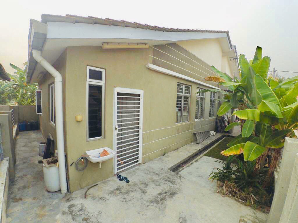 Leasehold Renovated Fully Furnished 1 STY SEMI-D - photo 10