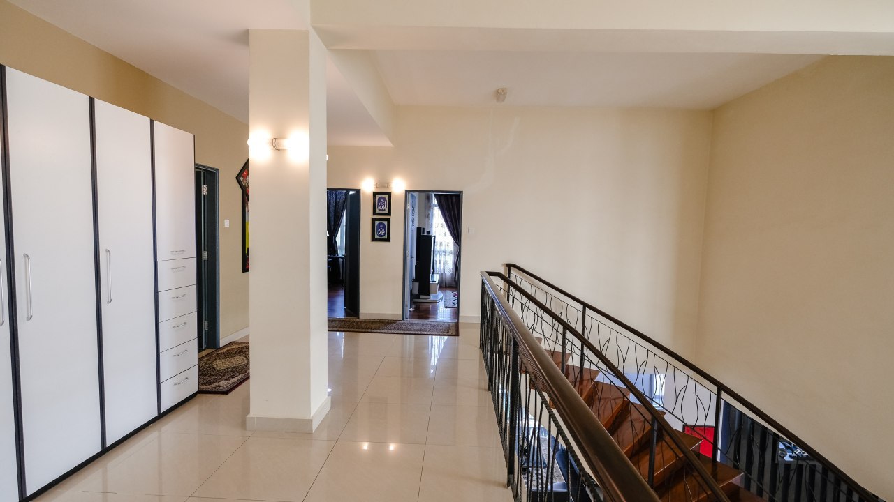 Leasehold Strata title Duplex Penthouse Boulevard - photo 6