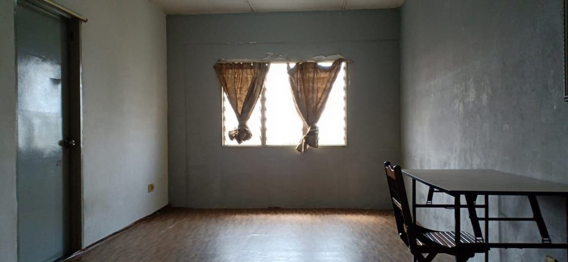 Tingkat5 FLAT PKNS 650sq BLOK42 SEKSYEN7 SHAH ALAM - photo 3
