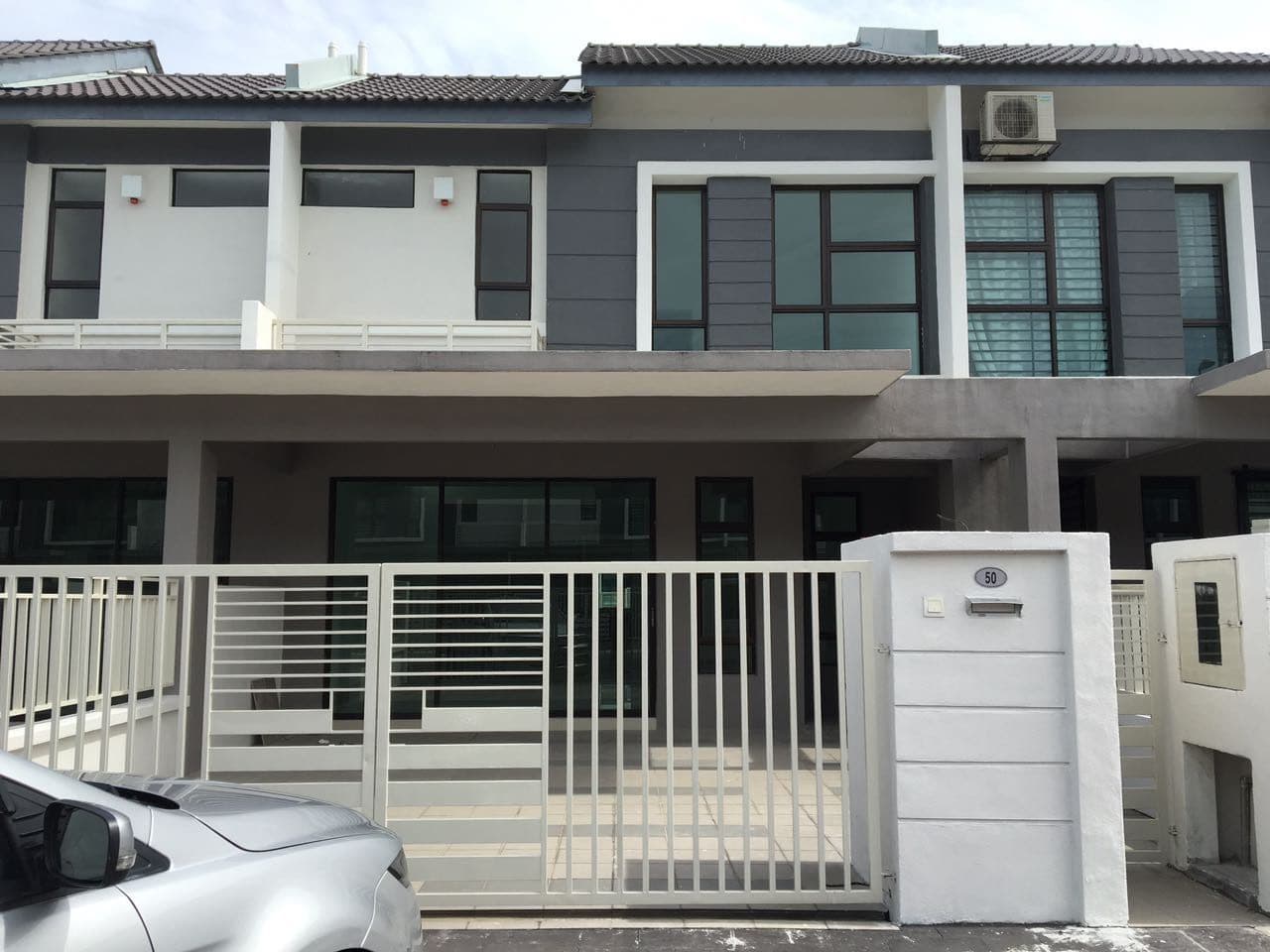 RUMAH BARU 2STY PUCHONG LAKESIDE RESIDENCE AVORY