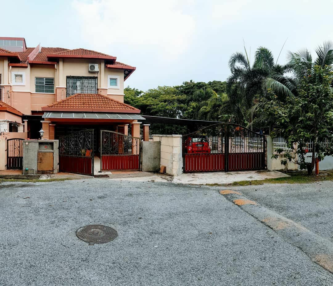 DOUBLE STOREY CORNER LOT Tmn Tasik Prima PUCHONG
