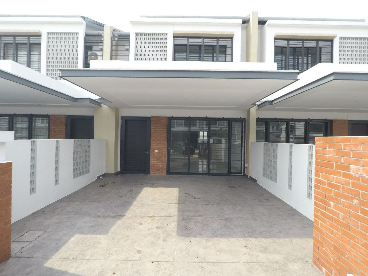 DOUBLE STOREY HOUSE ELMINA GREEN SEK U17 Shah Alam