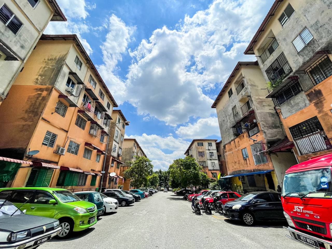 Leasehold Apartment Sri Indah Seri kembangan