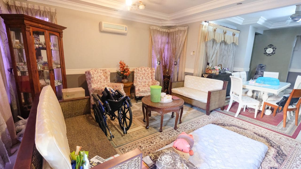 Renovated Semi D Cluster Double Storey SP2 Bandar - photo 2