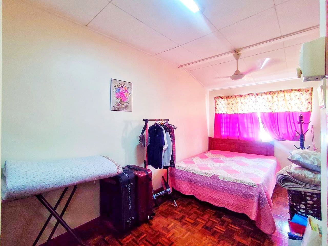 Double Story Taman Lestari Putra Seri Kembangan - photo 8