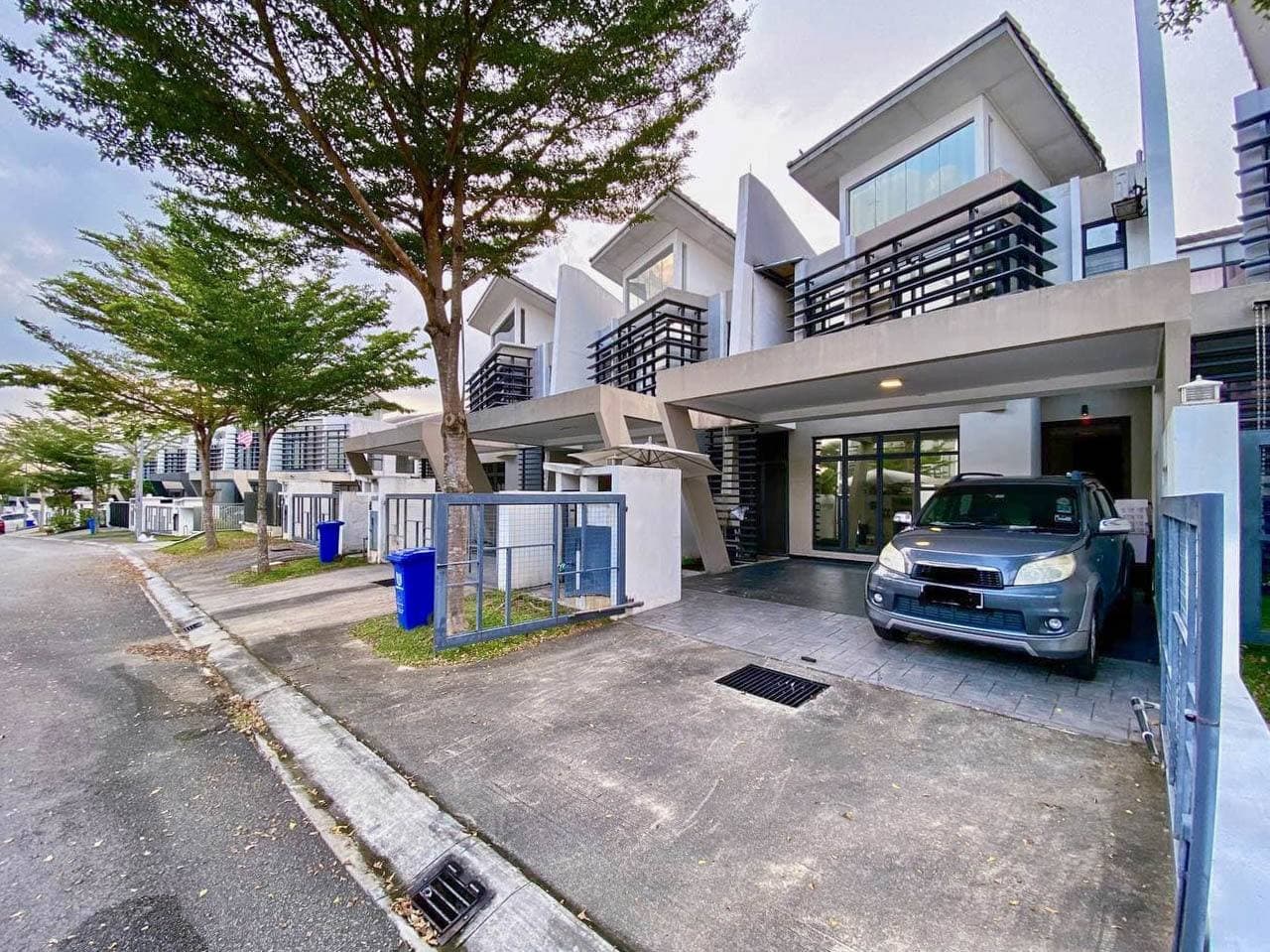 2 Storey Superlink Laman Glenmarie Phase 2A - photo 1