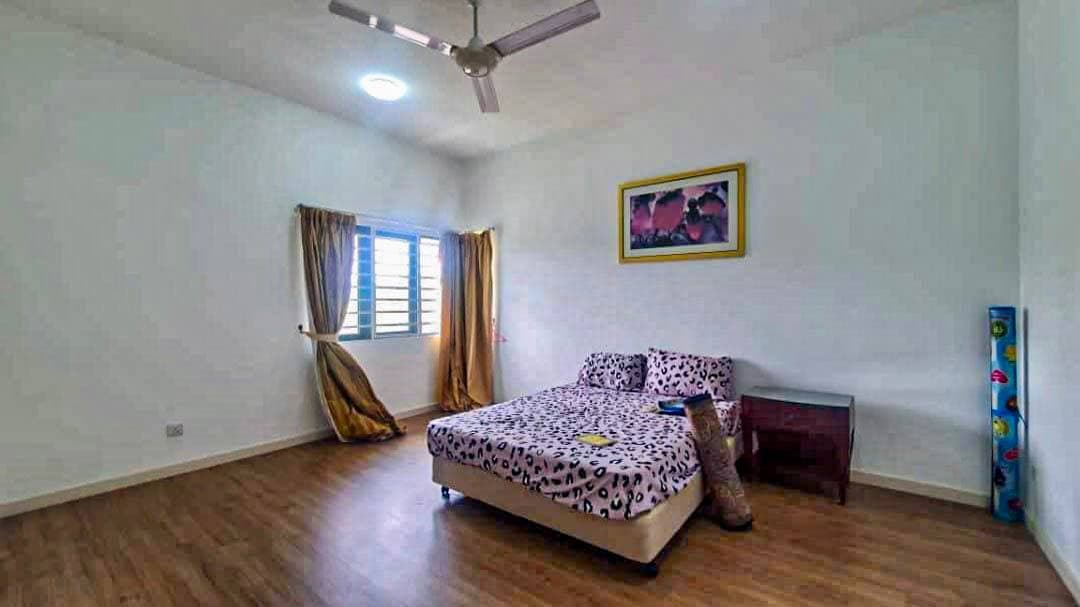 Leasehold  2 Storey Semi D Cahaya Alam Seksyen U12 - photo 8
