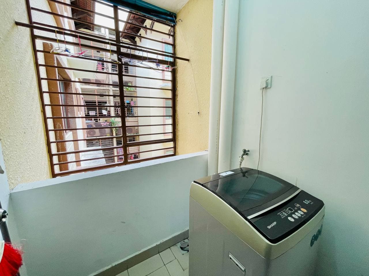 Non Bumi Lot Desa Idaman Apartment Taman Puchong - photo 6