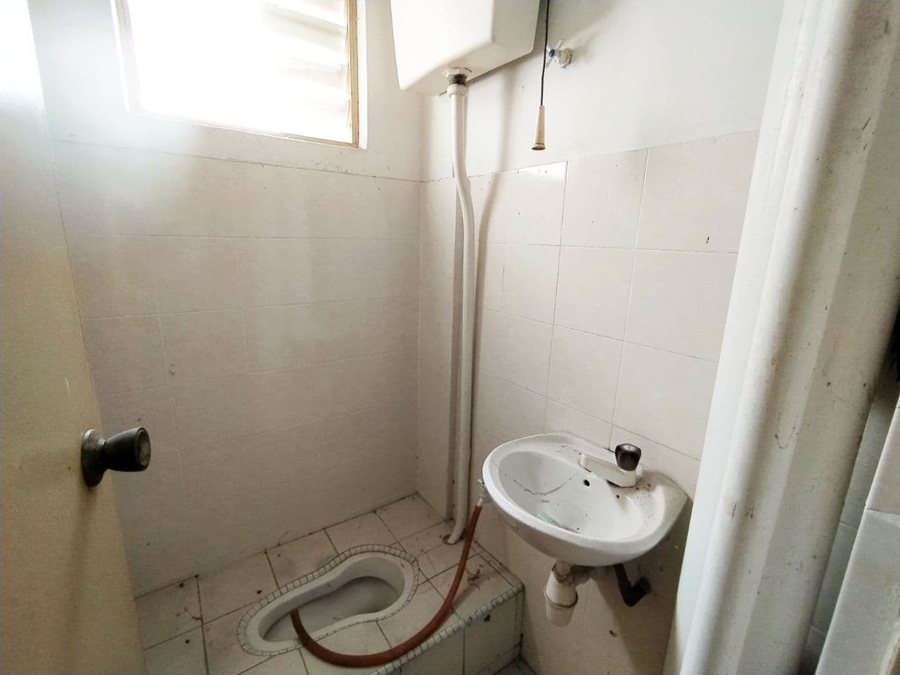 Non Bumi Level 4 PUCHONG UTAMA COURT 2 APARTMENT - photo 5
