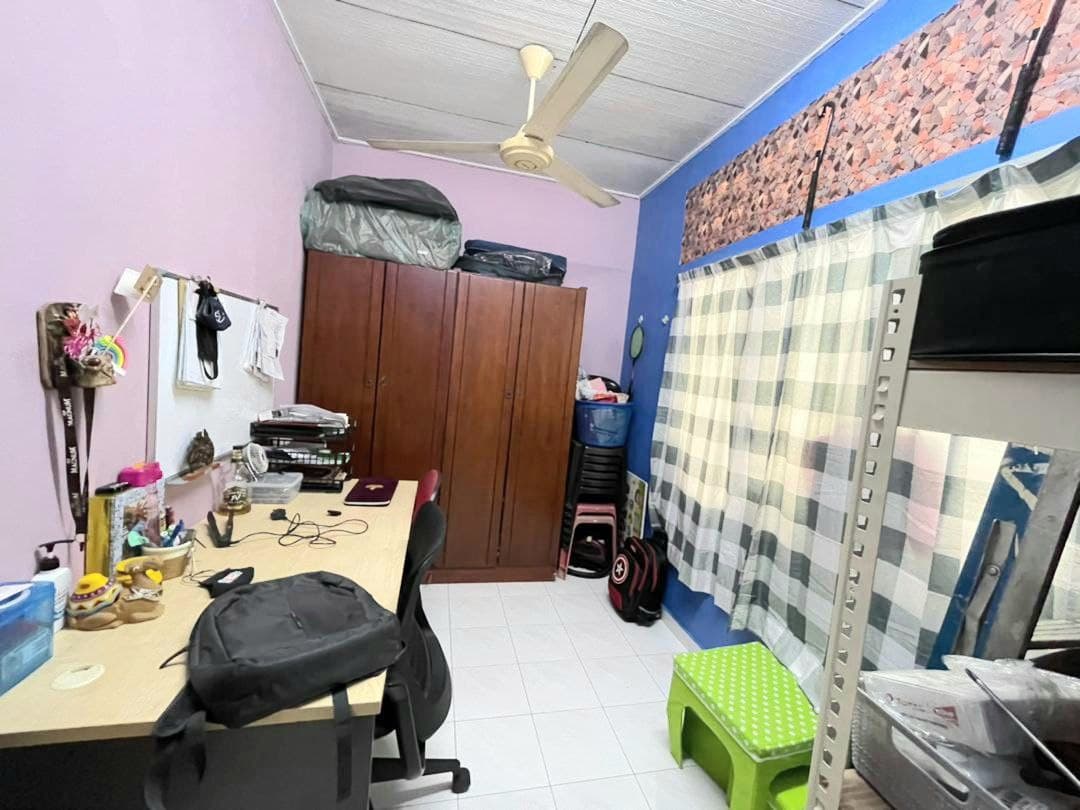 Non Bumi Lot  Single Storey Renovated  Kepong Baru - photo 7