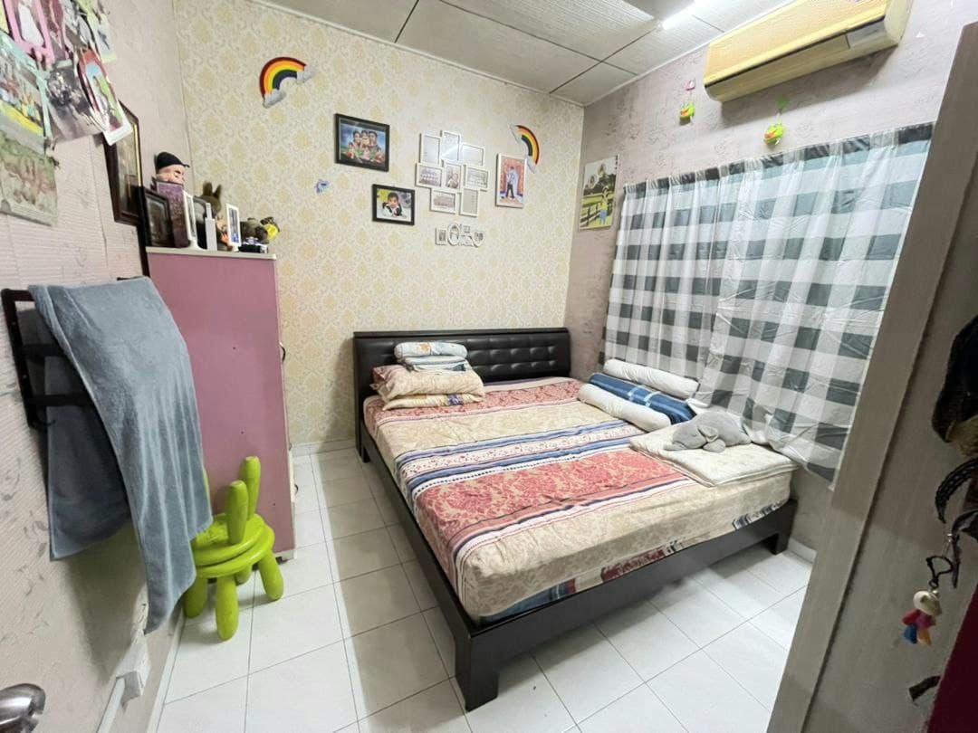 Non Bumi Lot  Single Storey Renovated  Kepong Baru - photo 8
