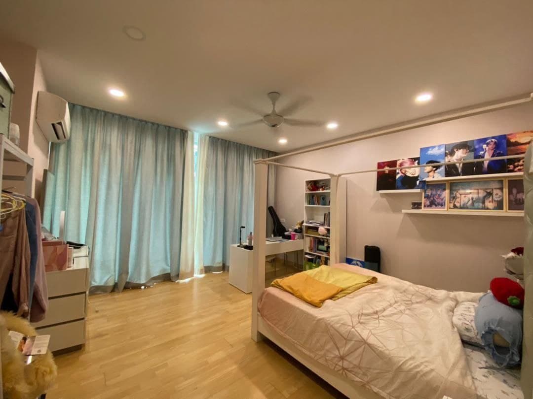 Strata D Island Triple Storey With Lift Puchong - photo 9