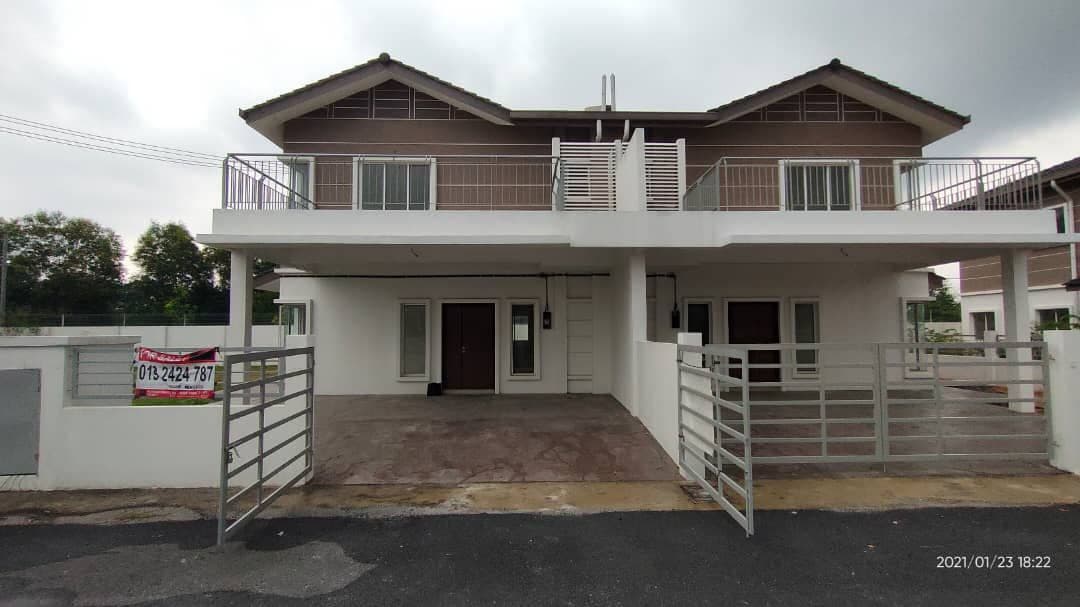 Leasehold SEMI D Facing Open TAMAN DESIRAN BAYU