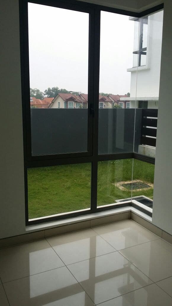 Non Bumi 3 Storey Semi D Freehold Bukit Serdang - photo 8