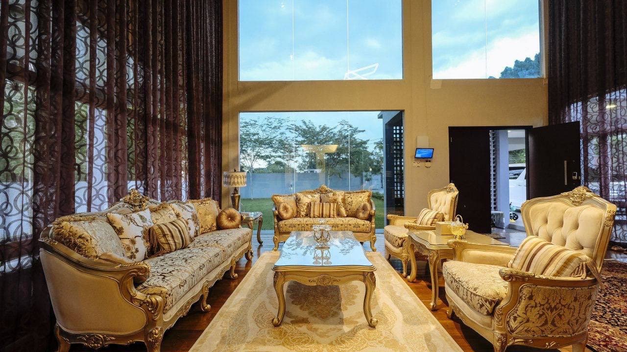 BUNGALOW SHAH ALAM JALAN ISTANA SEKSYEN 12 - photo 2