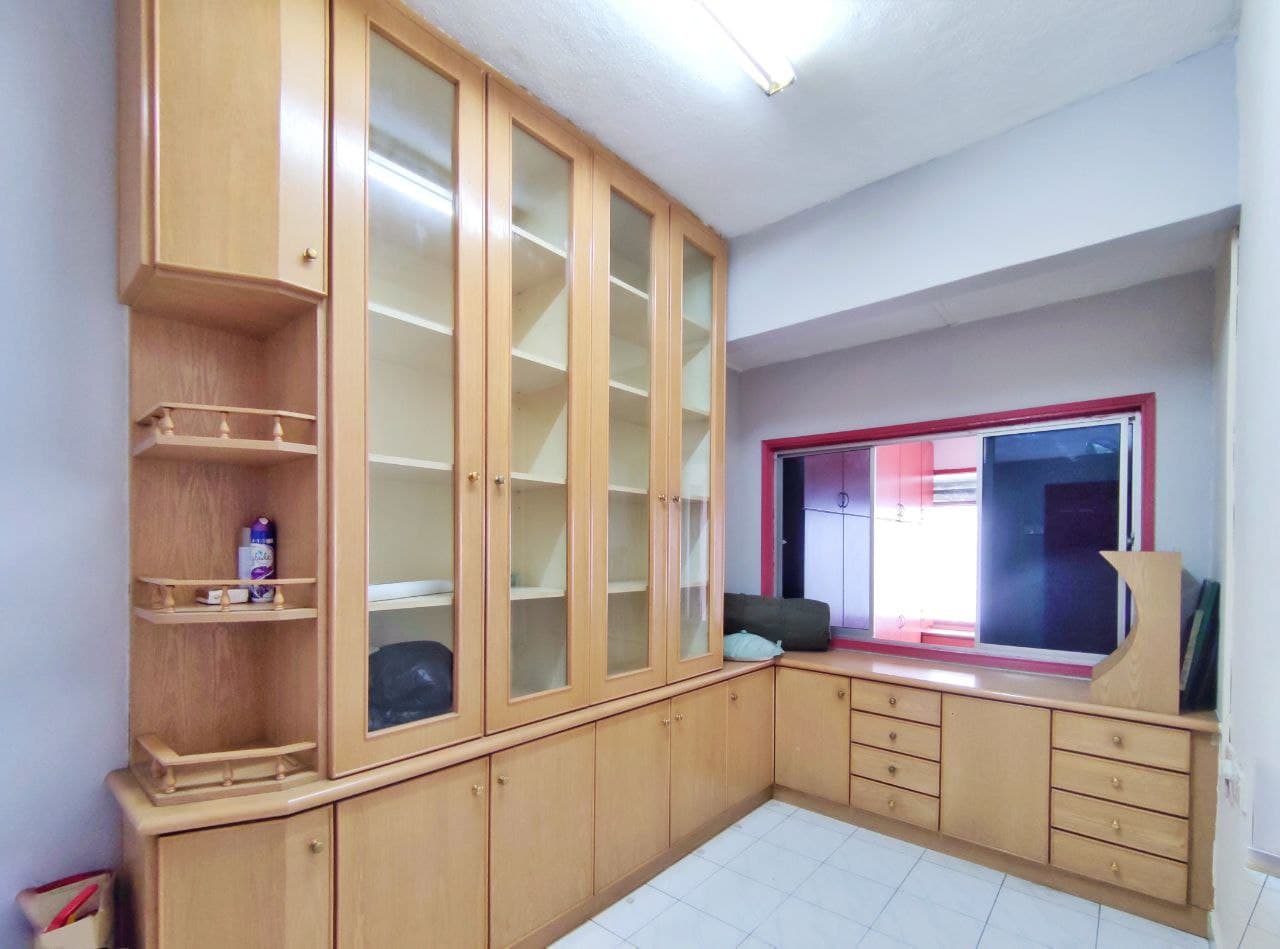 DOUBLE STOREY RENOVATED  Seksyen 27 Tmn Alam Megah - photo 7