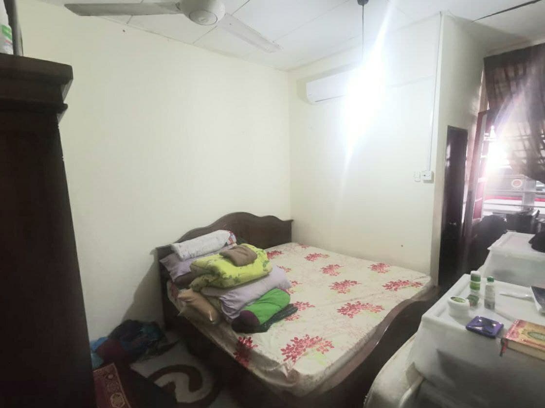Single Storey  Taman Dato Demang Seri Kembang - photo 4