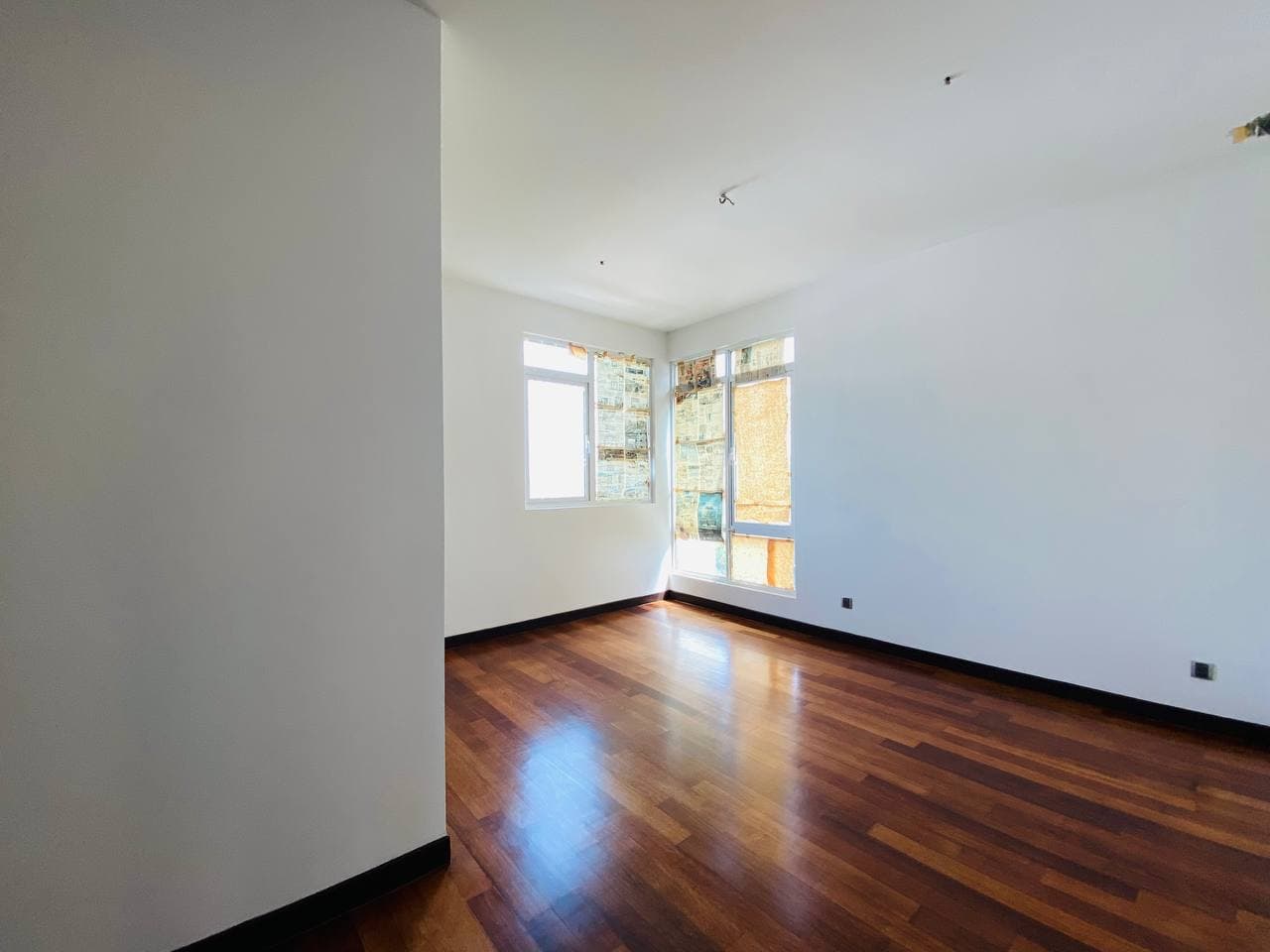 BRAND NEW CORNER BUNGALOW PRIVATE LIFT AMBROSIA - photo 6