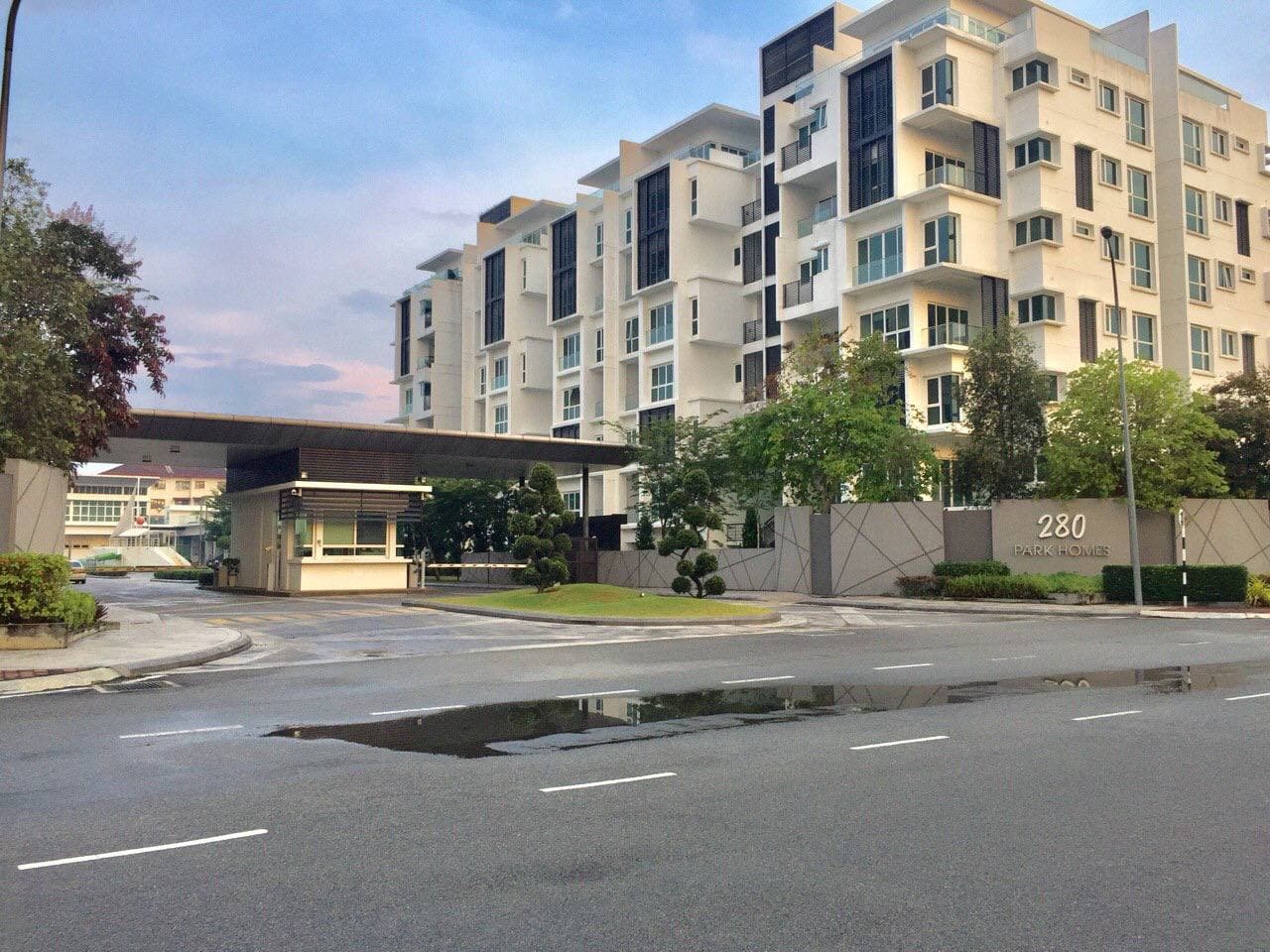 Partially furnished Duplex  280 Park Homes Puchong