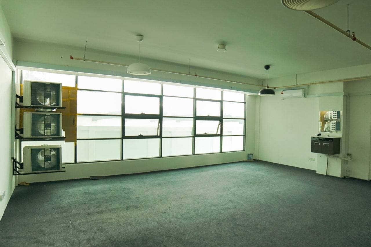 ONE SOUTH STREET MALL OFFICE TAMAN SERDANG PERDANA - photo 9