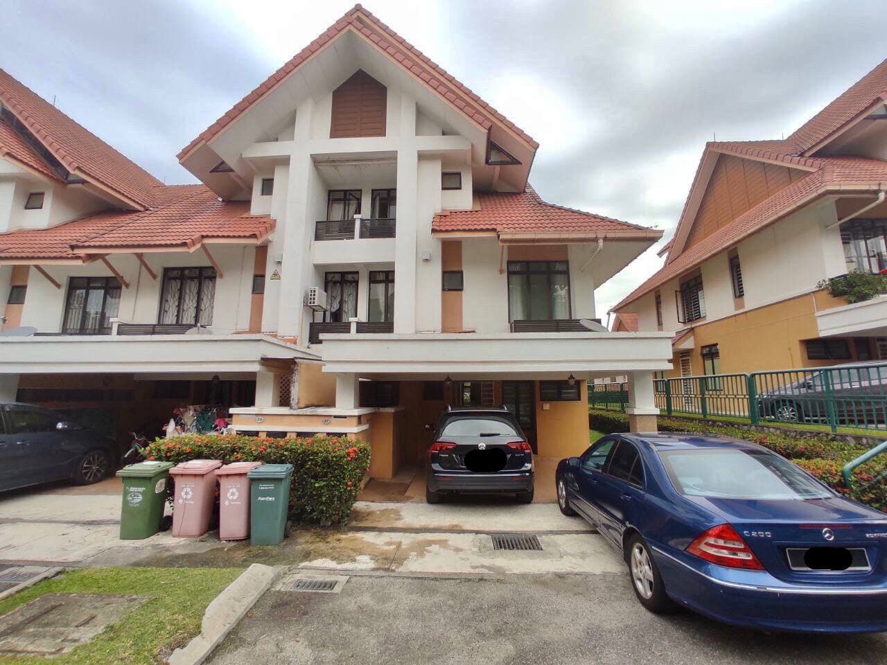 END LOT 2 AND A HALF STOREY PRESINT 18 PUTRAJAYA