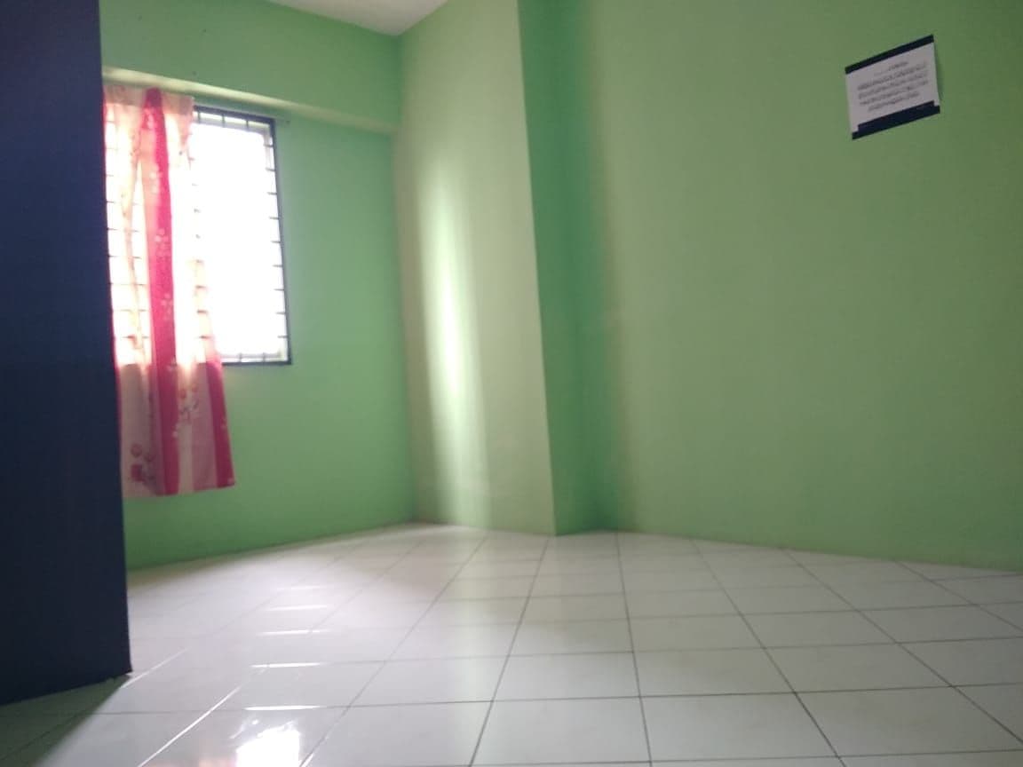 END UNIT PANGSAPURI VISTA SERDANG TMN BKT SERDANG - photo 8