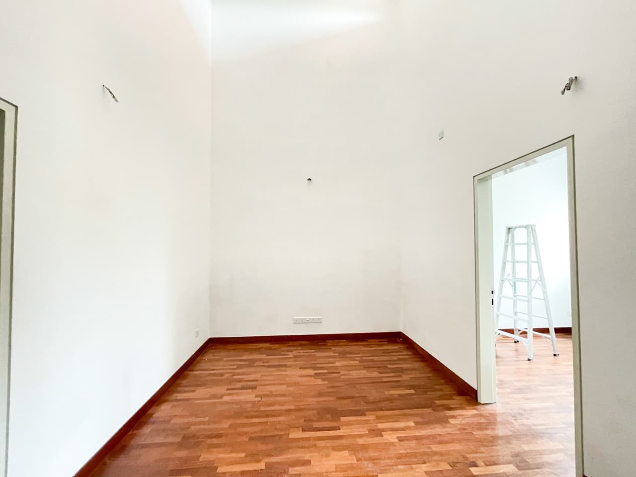 Freehold DOUBLE STOREY CLARINO ALAM IMPIAN, SEK 35 - photo 9