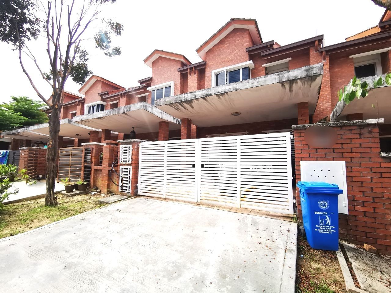 DOUBLE STOREY ALAM BUDIMAN U10, SHAH ALAM - photo 2