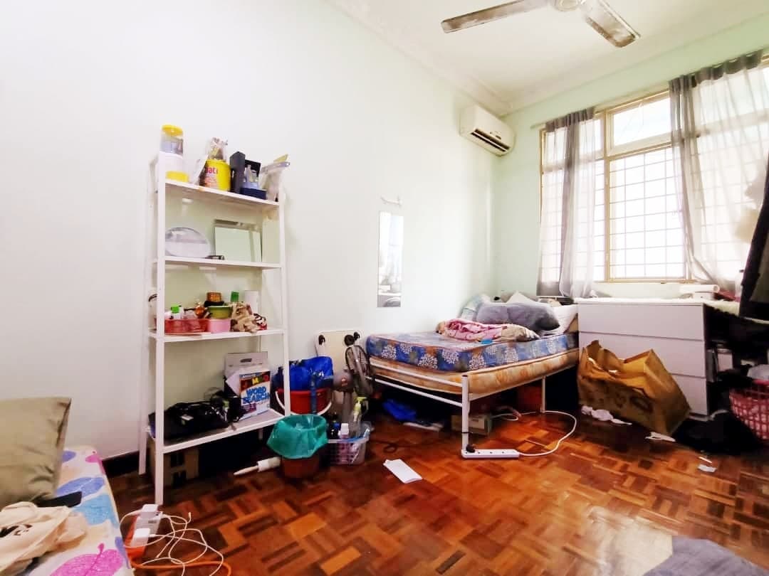 FREEHOLD Apartment Goodyear Court 10 USJ - photo 5