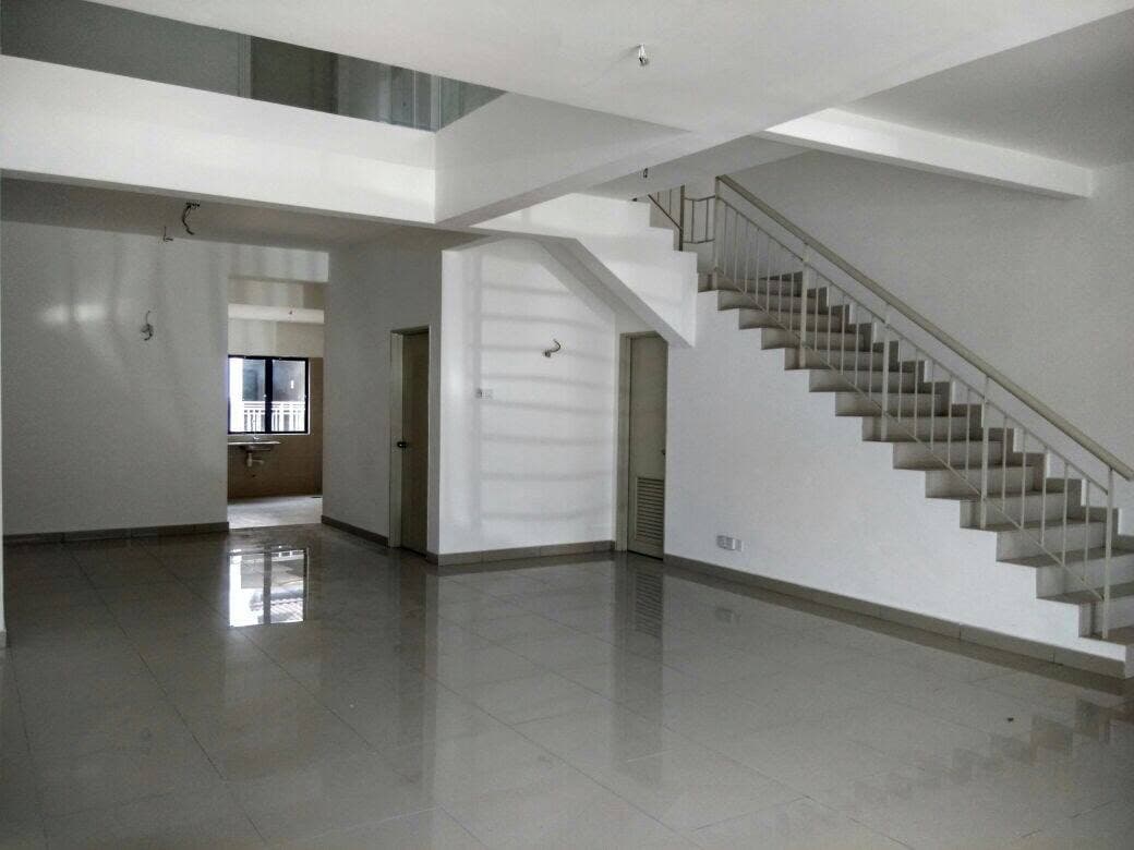 Brand New Completed Unit 2 Storey  Phase 4 Puchong - photo 3